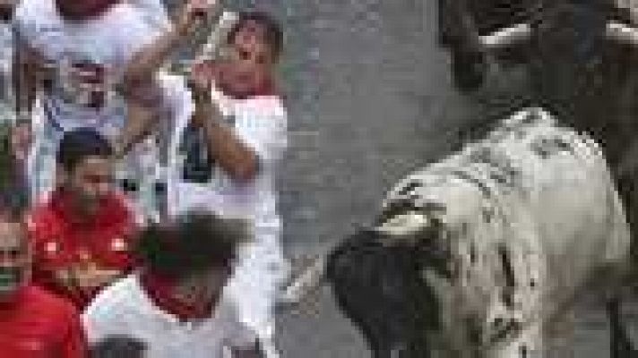 San Fermín - Primer encierro: Los Torrestrella dejan un herido