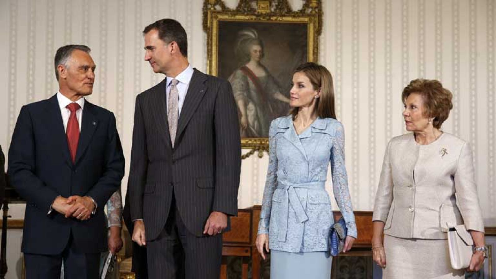 Los reyes almuerzan en Lisboa con el presidente de Portugal Anibal Cavaco Silva