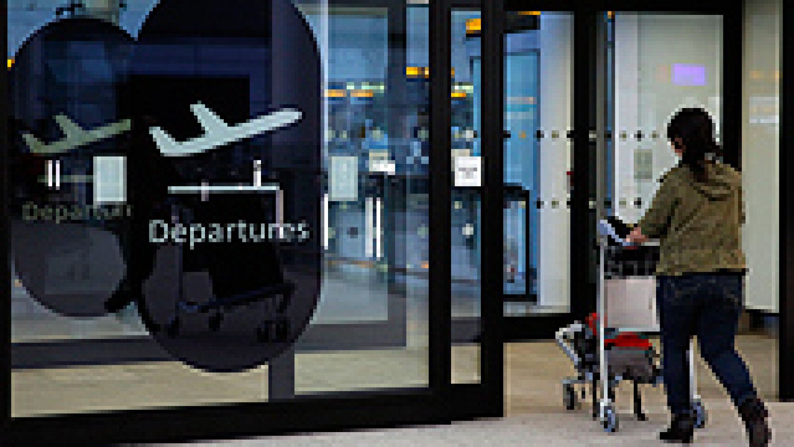 Telediario 1: Reino Unido refuerza la seguridad de sus aeropuertos         | RTVE Play