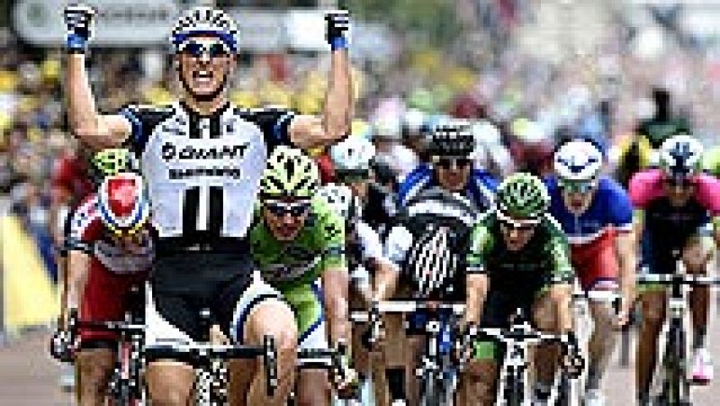El ciclista alemán Marcel Kittel (Giant) se ha impuesto este lunes  en la tercera etapa del Tour de Francia, disputada entre Cambridge y  Londres sobre 155 kilómetros, en un sprint en el que superó al  eslovaco Peter Sagan (Cannondale), mientras que 