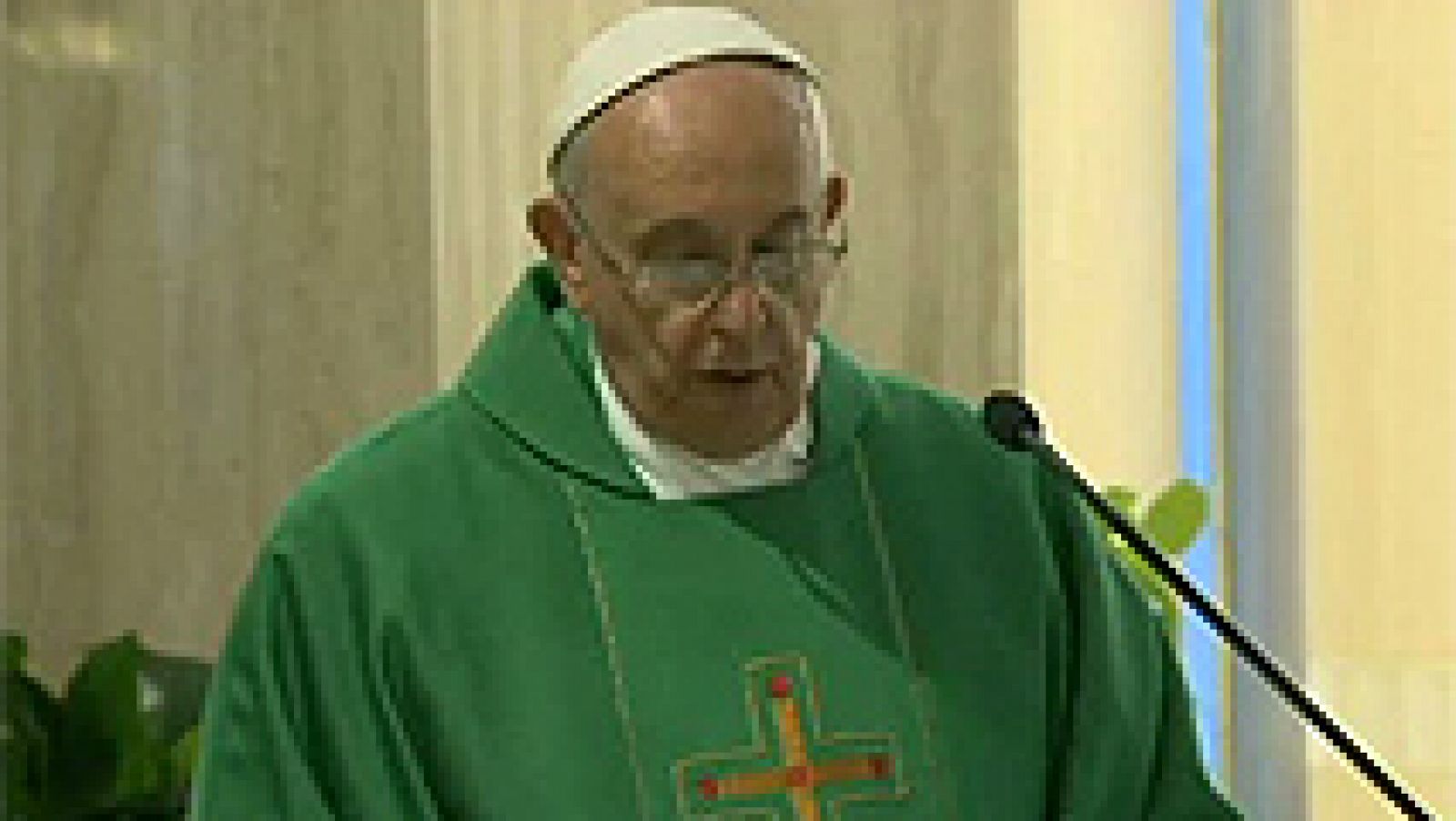Telediario 1: El papa recibe por primera vez a víctimas de abusos sexuales y les pide perdón | RTVE Play