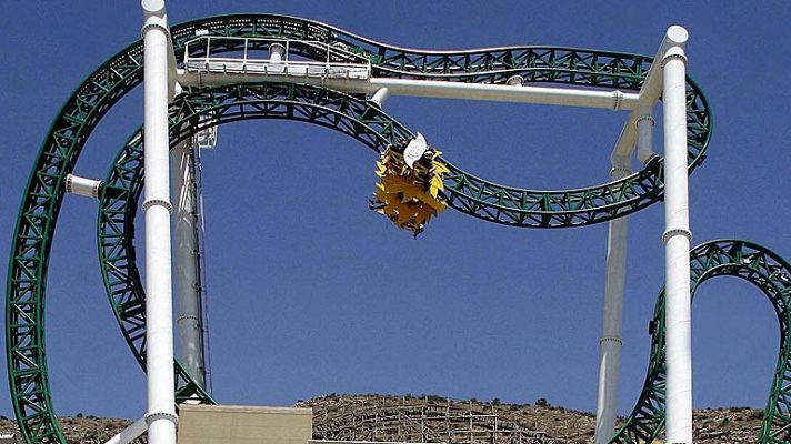 Telediario 1 - Accidente en atracción de Terra Mítica