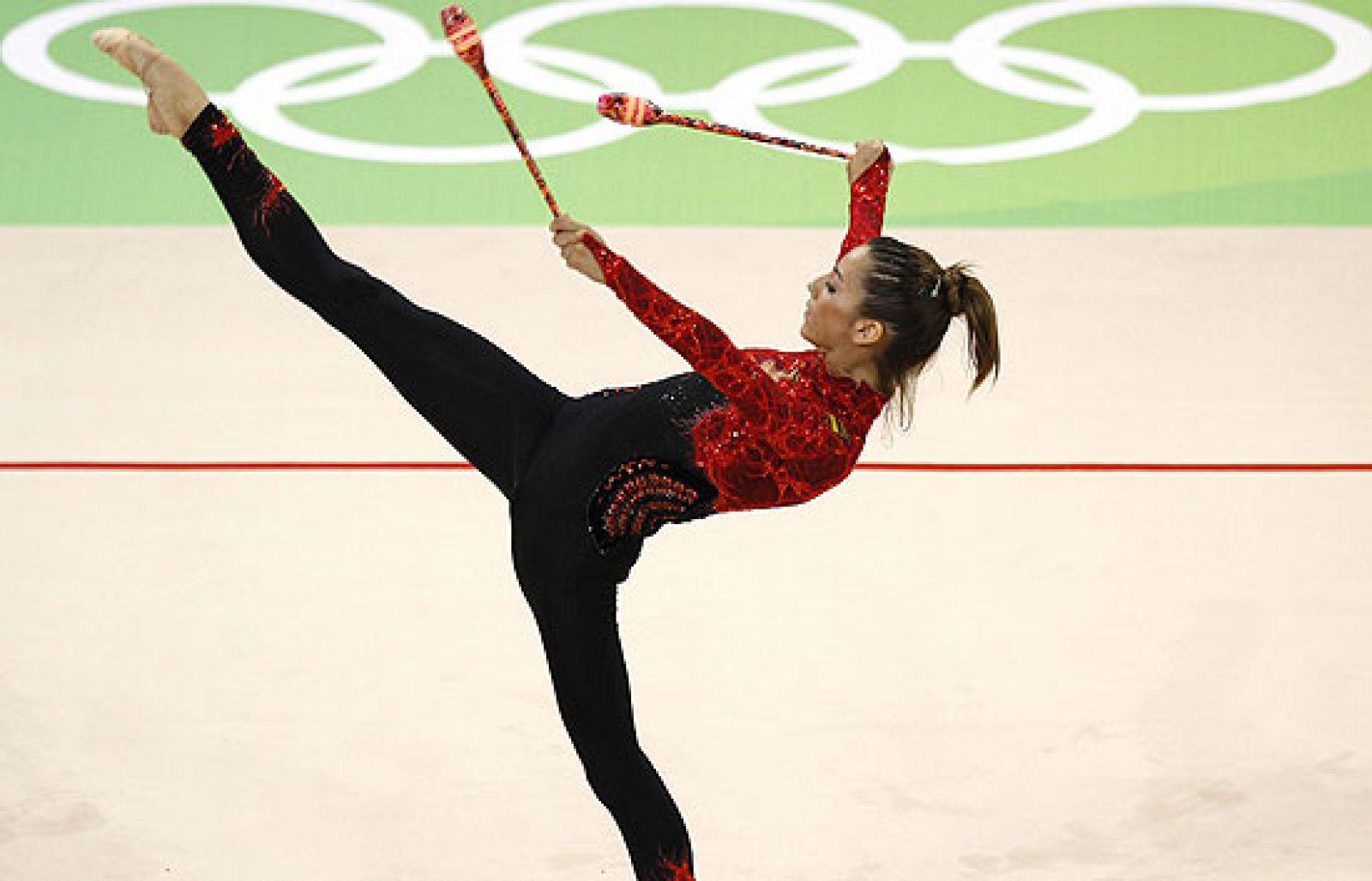 Almudena Cid pasa a la final       