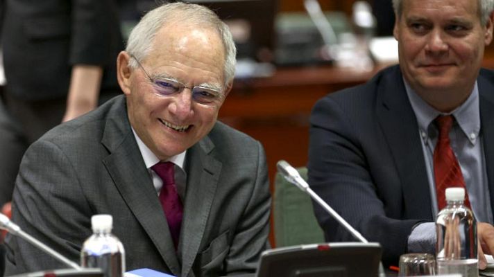 Informativo 24h - División sobre si se debe relajar la disciplina fiscal