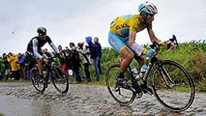 Tour de Francia - Últimos 20 kilómetros de la 5º etapa del Tour 2014 protagonizada por el pavé