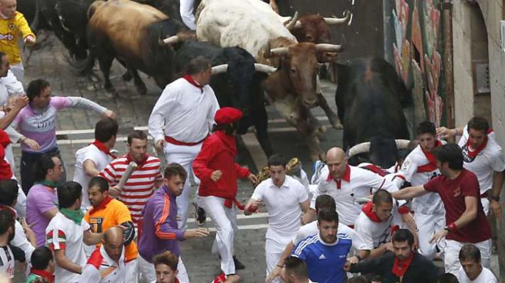 San Fermín - Cuarto encierro con toros de Julio Garcigrande