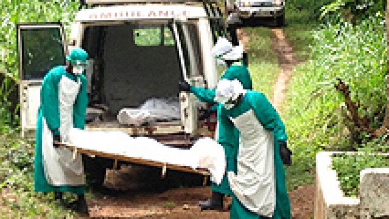 Se disparan los casos de ébola en África Occidental, ya han muerto 500 personas