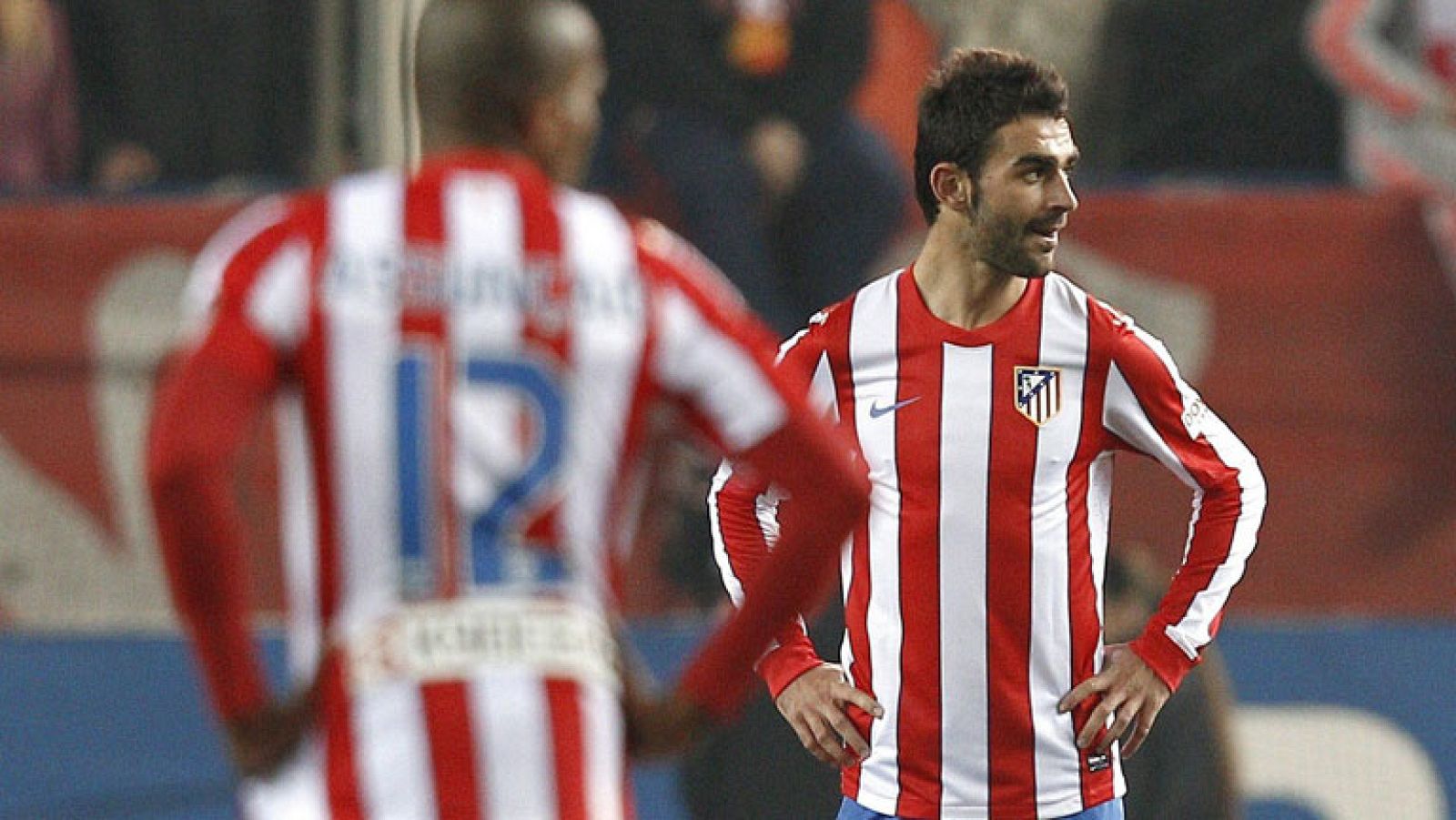 Adrián López se convertirá en jugador del Oporto | Ver