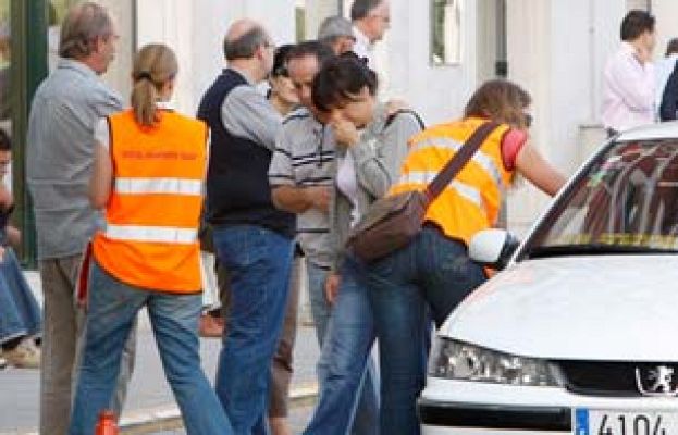  - Los familiares siguen esperando