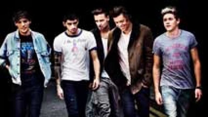 Telediario 1 - One Direction vuelve a llenar
