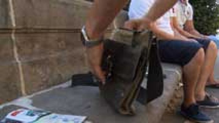 Telediario 1 - Desarticulada una banda de carteristas en Barcelona