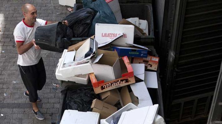 Telediario 1 - Se cumplen 33 días de la huelga de basuras en Lugo