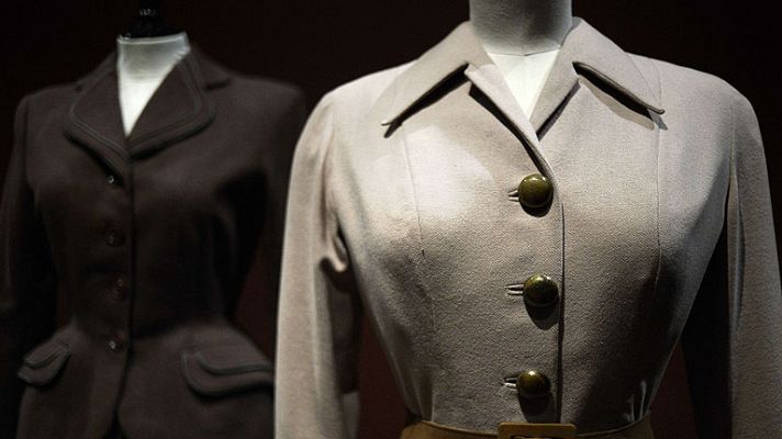 Telediario 1 - Exposición de moda en París