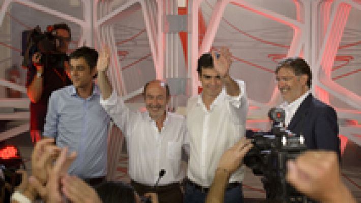 Los aspirantes a liderar el PSOE comparecen juntos