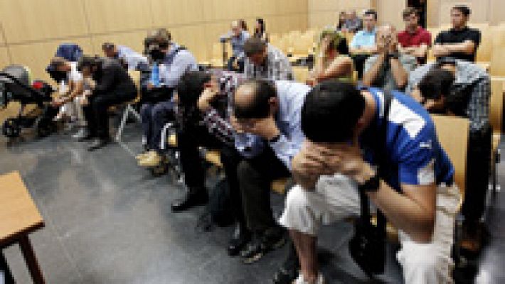 Telediario 1 - Comienza en Valencia el juicio a 18 acusados de integrar el grupo neonazi Frente Antisistema