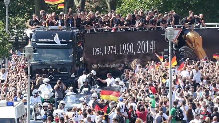 Informativo 24h - La selección alemana llega a Berlín para la gran celebración