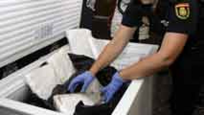 Telediario 1 - Intervenido el mayor alijo de speed de la historia de España