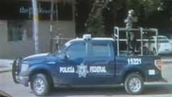 Telediario 1 - Rescatados casi 500 niños en México