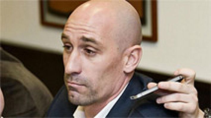 Telediario 1 - Impagos en el fútbol español