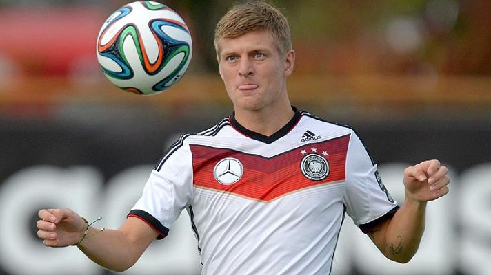 Informativo 24h - Toni Kroos ficha por el Real Madrid