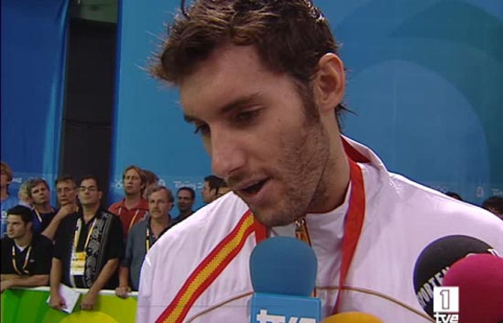 Los jugadores españoles de baloncesto han mostrado su satisfacción por su rendimiento en la final contra Estados Unidos y se han quejado de la actuación arbitral.  