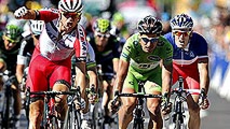 El noruego Alexander Kristoff se impuso este jueves en el "sprint" que puso fin a la duodécima etapa del Tour de Francia, en la que por cuarta vez el eslovaco Peter Sagan fue segundo y el italiano Vincenzo Nibali mantuvo el maillot amarillo de líder.