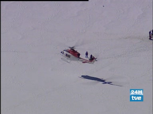  - Avalancha provoca 10 desaparecidos