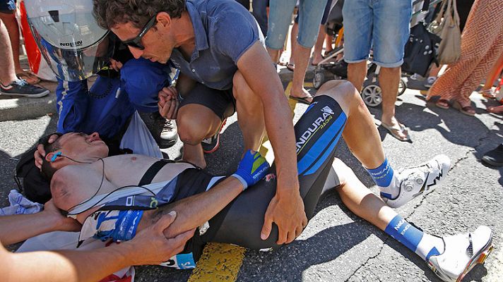 Telediario 1 - Un Tour por los suelos