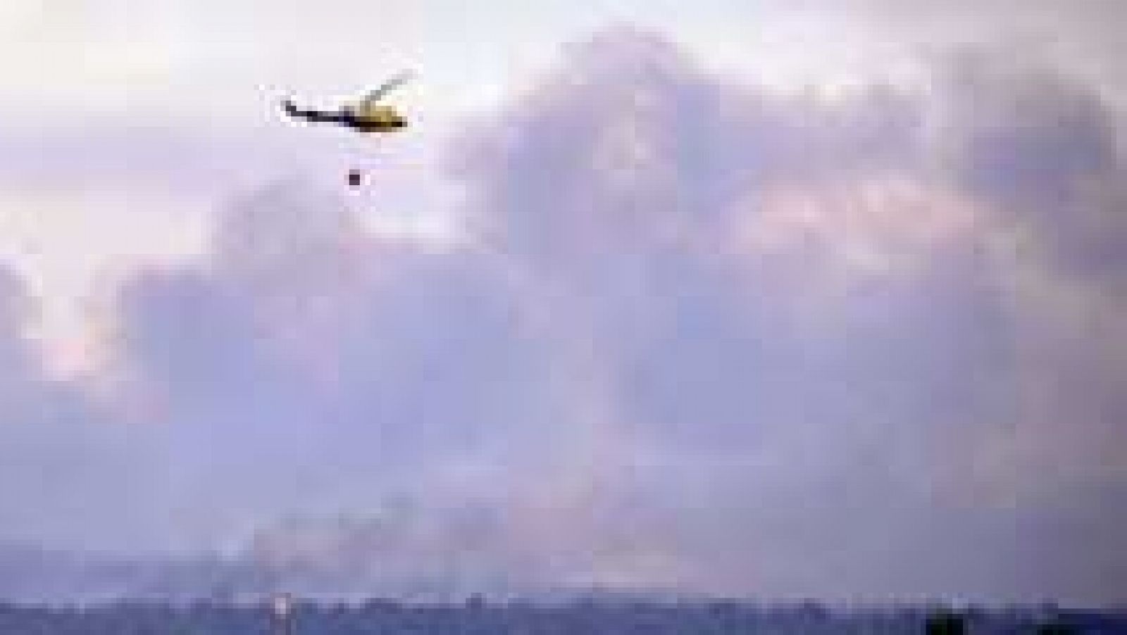 Trabajos de extinción de incendios en numerosos puntos de España