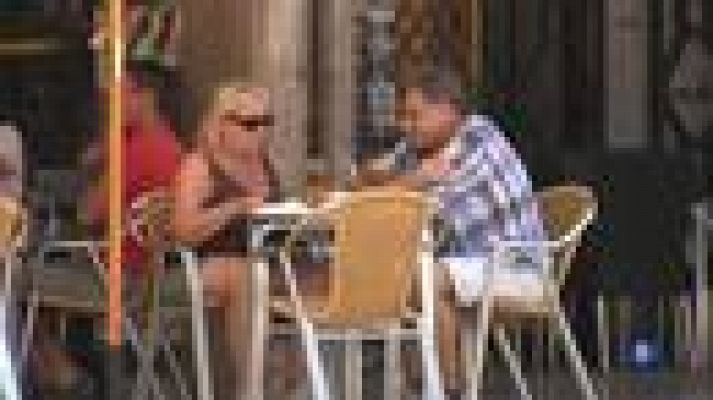 L'Informatiu - L'estiu, època de més consum d'un clàssic: la cervessa.