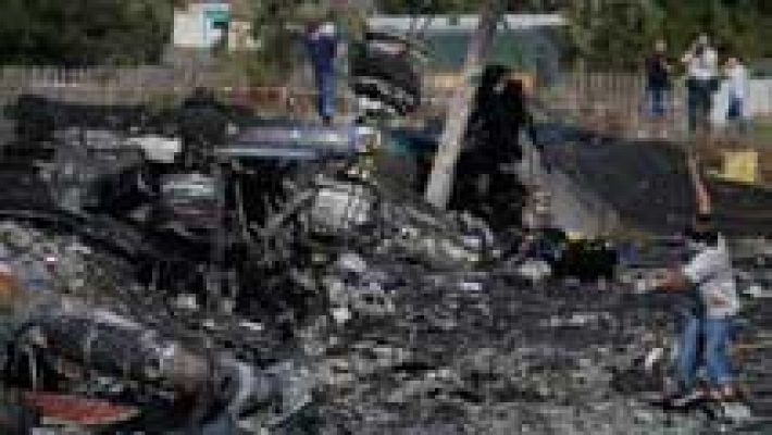 Telediario 1 - Los equipos de emergencia siguen rastreando la Zona 0