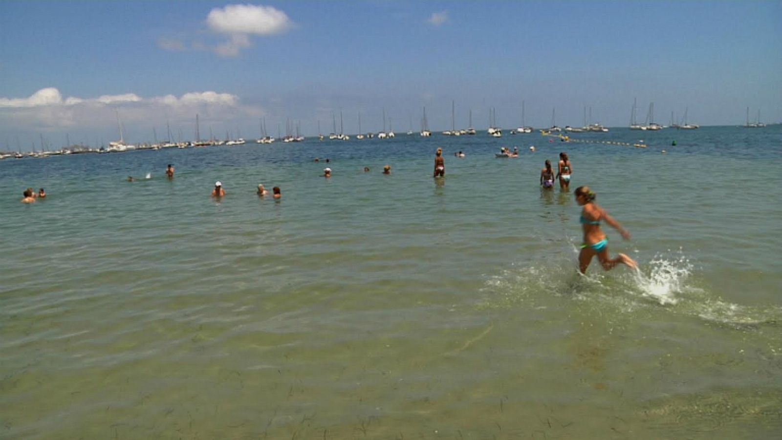 Cuando calienta el sol.. ¡cuidado en la playa!