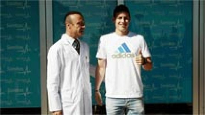 Revisión médica para James, previa al fichaje con el Real Madrid