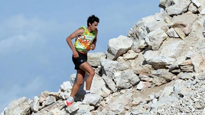 Kilian Jornet y Laura Orgué triunfan en las carreras de alta montaña