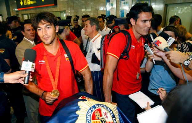  - Regresan de Pekín los olímpicos esp