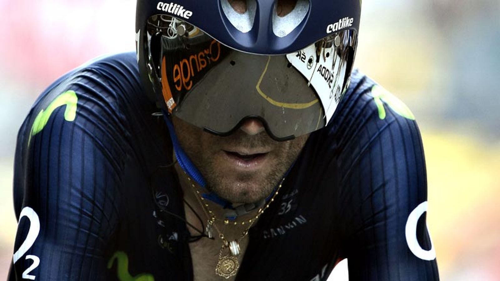 El francés Jean-Christophe Peraud será segundo del 101 Tour de Francia, por detrás del italiano Vincenzo Nibali y por delante de su compatriota Thibaut Pinot, mientras que el español Alejandro Valverde será cuarto, tras la crono de 54 kilómetros que