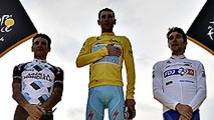 Tour de Francia - El himno italiano suena en París en honor a Nibali
