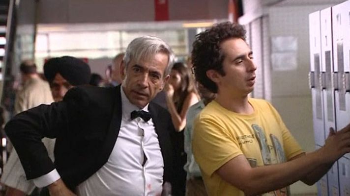 Telediario 1 - Rodaje de "Anacleto: agente secreto"