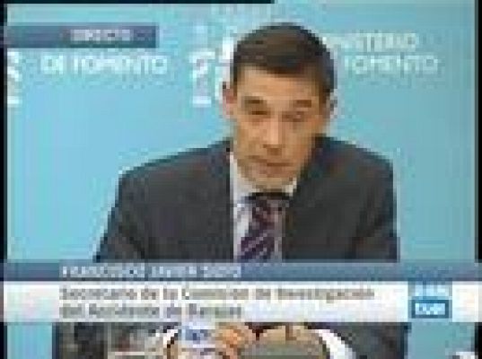  - 'El avión impactó con la cola'