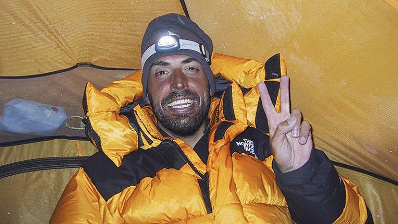Miguel Ángel Pérez ha sido encontrado muerto en su tienda de campaña cuando se encontraba ascendiendo la cima del K-2, el que iba a ser su noveno 'ochomil'.