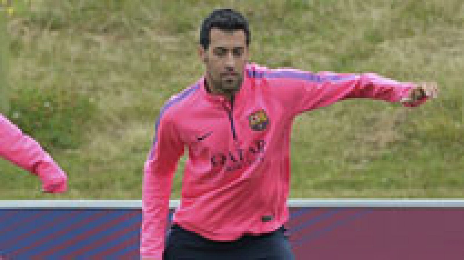 Telediario 1: Busquets hereda el '5' de Puyol | RTVE Play