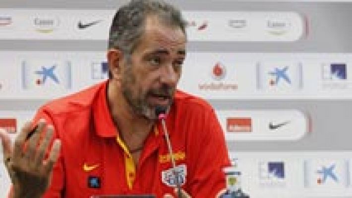 Orenga confiesa que en la selección hay "ganas de competir"