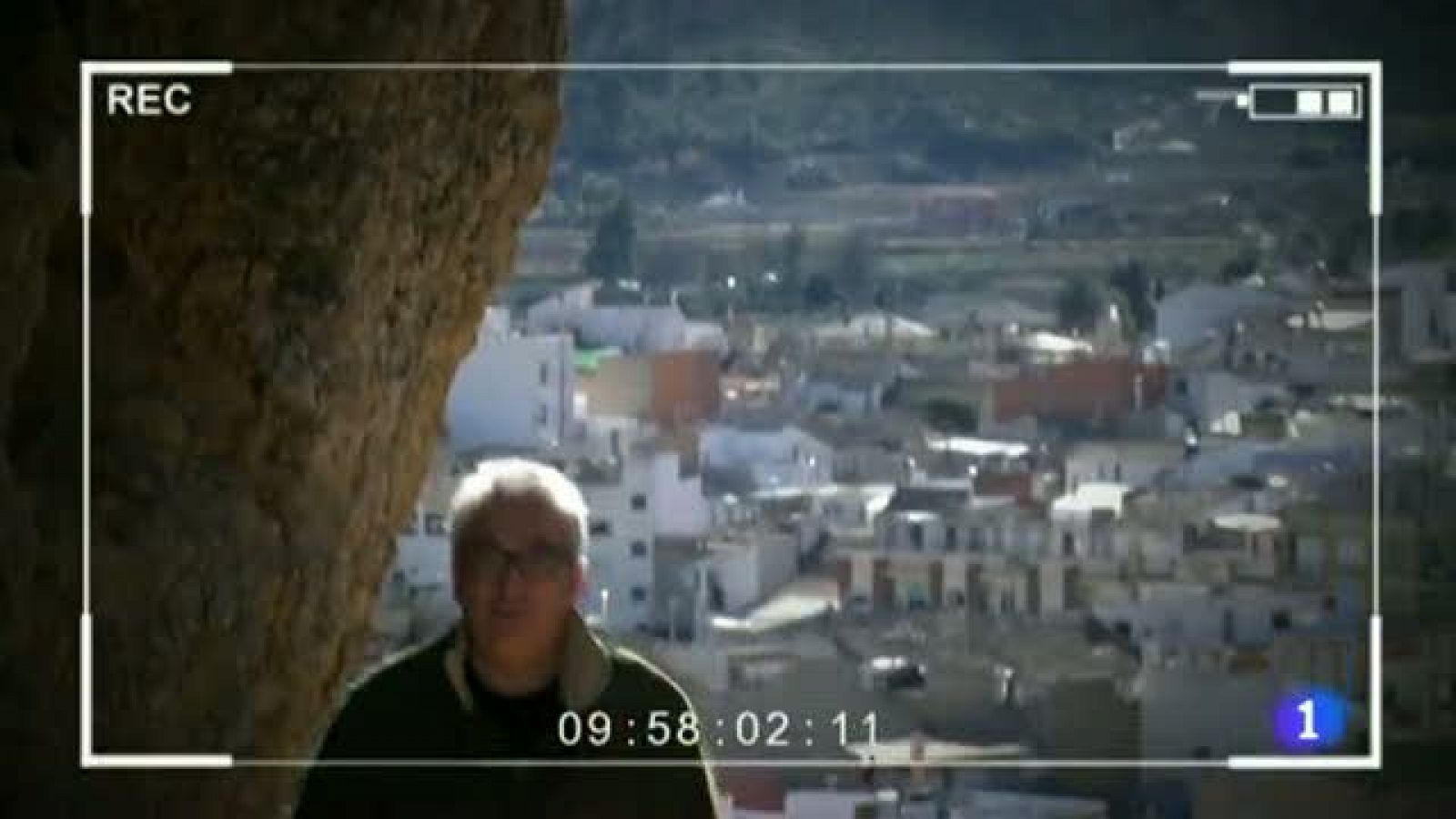 El Pueblo Más Divertido - Bienvenido a Calasparra, Leo Harlem - Ver Ahora