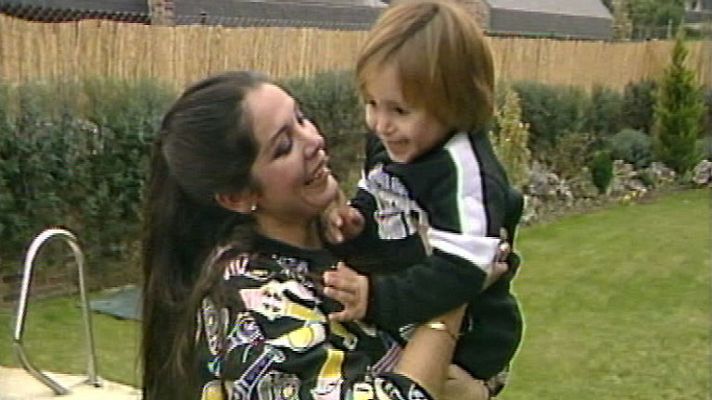 Archivo TVE - Isabel Pantoja: "Mi pequeño del alma" (1985)