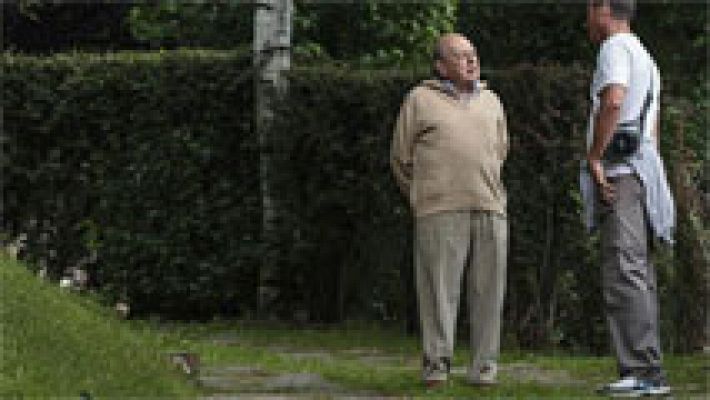 Telediario 1 - El PP y el PSOE piden explicaciones a Jordi Pujol