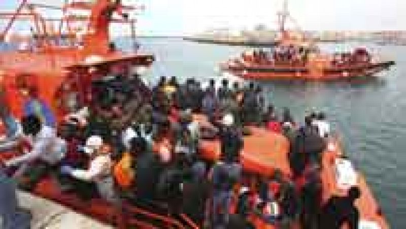 A salvo los 227 inmigrantes rescatados en aguas del Estrecho