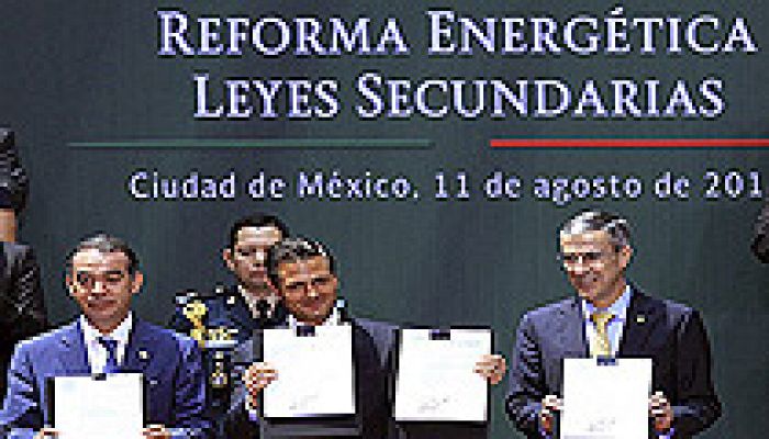Telediario 1 - México abre las puertas a la inversión extranjera en los sectores del petróleo y el gas