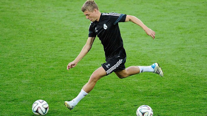 Telediario 1 - Kroos y James serán titulares en la Supercopa