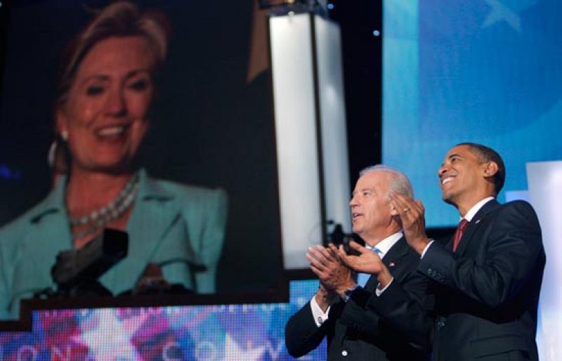 El senador por Illinois, Barack Obama, ya es candidato oficial a presidir la Casa Blanca, después de que haya sido aclamado en la Convención demócrata de Denver. 