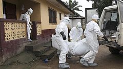 Los muertos por el ébola en África Occidental superan ya el millar